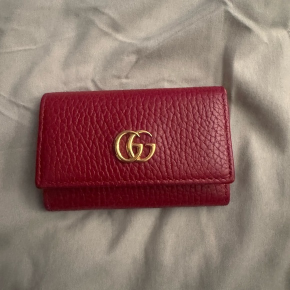 Gucci Accessories - Gucci GG Marmont Leather Key Case